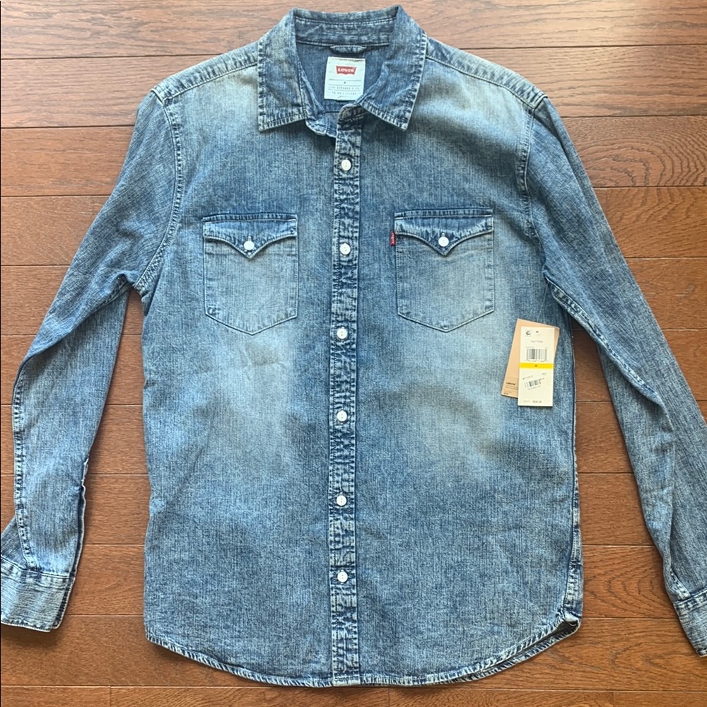 Levi's Denim Shirt NWT
